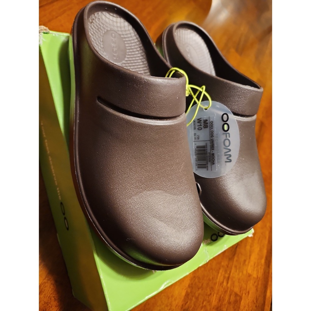 OOFOS OOCLOOG Unisex Recover Clog MOCHA. New In Box.  Mens 8, Womens 10